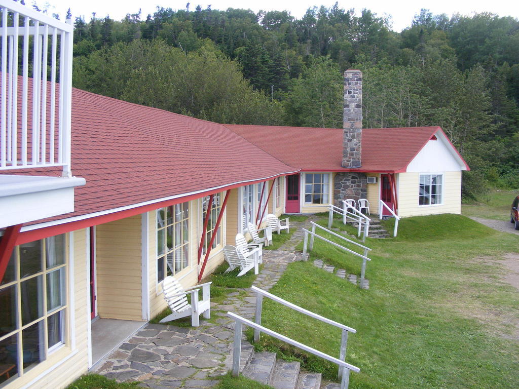 Hotel Motel Bon Accueil Riviere-la-Madeleine Exterior photo